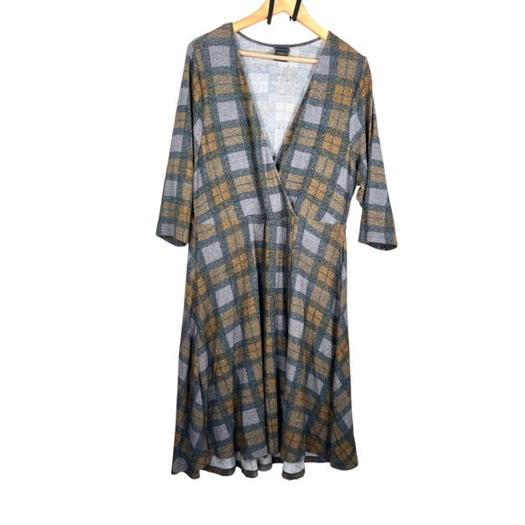Torrid Outlander Collection Tartan plaid Hacci Wrap dress sz 2X - Picture 2 of 10